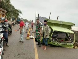 Jalan Nasional di Jalur Pantura Pamekasan Ambles Akibat Abrasi