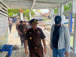 Kapal Tongkang DBS V Disita Kejari Sumenep, Terkait Kasus Dugaan Korupsi PT Sumekar