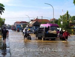 Dampak Banjir, Akses Jalan di Blega Mengalami Kemacetan Hingga 2 Kilometer