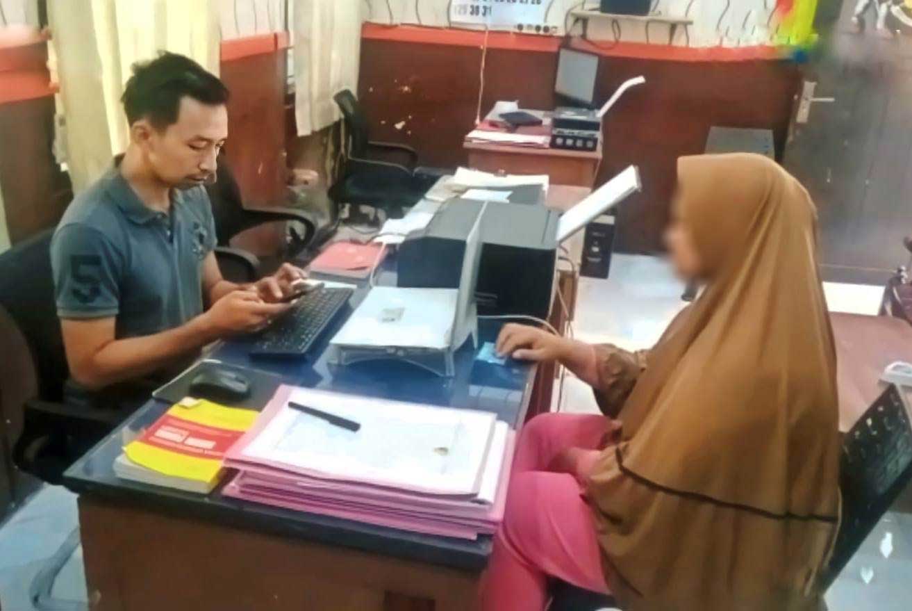 pelakor korban pengeroyokan emak-emak