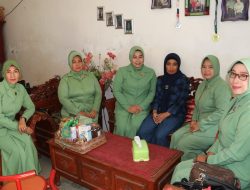 Peringati HUT ke 77, Persit KCK Kodim 0827 Sumenep Anjangsana ke Rumah Istri Anggota
