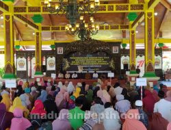Baznas Berikan Bantuan Bagi Ratusan Anak Yatim Hingga Janda Miskin di Bangkalan