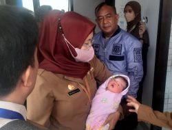 Warga Desa Padangdangan Dikagetkan Penemuan Bayi di Depan Madrasah