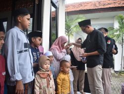 Bulan Suci, KPU Sampang Santuni Puluhan Anak Yatim di Kota Bahari