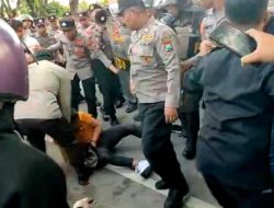 Demo Terkait Mafia Pupuk Bersubsidi di Sumenep Diwarnai Kericuhan dengan Aparat Kepolisian