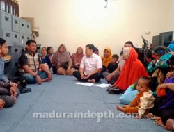 Dua Tahun Tak Terima PKH, 14 KPM Asal Desa Mandangin Geruduk Kantor Dinsos Sampang