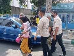 Ini Alasan Bocah Perempuan yang Viral Jadi Pengemis di Traffic Light Pamekasan