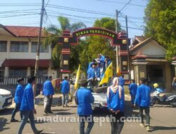 Tuding Ada Pungli saat PPDB, PMII Demo Disdik Bangkalan