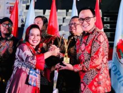 Bina Wirausaha Baru, Bupati Pamekasan Terima Penghargaan Dekopin RI