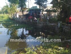 Tak Tahan Bau Sampah, Puluhan Warga Bersihkan Bekas Kolam Pemancingan di Kampung Aji Gunung Sampang