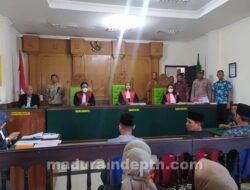 Bawa Sajam saat Kejadian Penganiayaan, Enam Terdakwa Divonis 4 Bulan 20 Hari