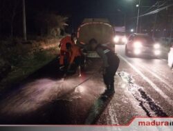 Truk Muatan Garam Basah Tidak Boleh Melintas di Sampang, Ini Sebabnya