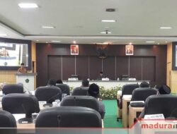 Perdana Ikut Rapat Paripurna, Pj Bupati Pamekasan Terima Tantangan Program Lewat P-APBD 2023