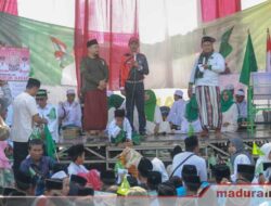 Bea Cukai Madura dan Satpol PP Ajak Berantas Rokok Ilegal saat JJS Hari Santri Nasional di Sumenep