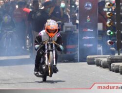 Ratusan Pembalap Adu Kecepatan di Lintasan Kangean Drag Championship Sumenep 2023
