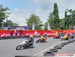 Puluhan Pembalap Bersaing Jadi yang Tercepat pada Kejurprov Road Race Jatim Final 2023 di Sampang