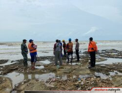 Perahu Dihantam Ombak, Dua Nelayan Hilang di Perairan Pantura Pamekasan