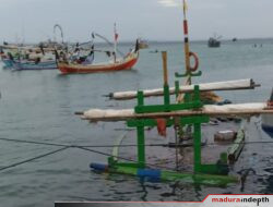 Kapal Khusus Transportasi Guru ke Pulau Mandangin Karam