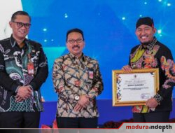 Bupati Sumenep Raih Penghargaan Kepala Daerah Pembina Kecamatan Terbaik di Jatim