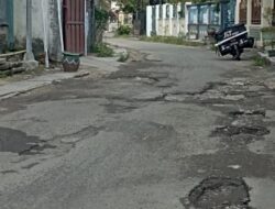 Warga Keluhkan Jalan Menuju Selong Permai Rusak, Kata Camat Sudah Diusulkan Perbaikan