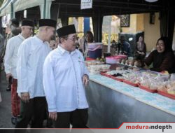 Wabup Sumenep KH Imam Hasyim Pantau Bazar Takjil Ramadan
