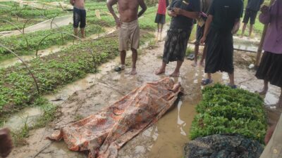 Petani tersambar petir