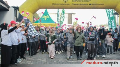 BPRS Bhakti Sumekar Gelar Jalan Sehat Semarak HUT ke-80 RI