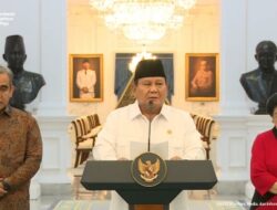 Prabowo Kumpulkan Ketum Parpol di Istana, Sepakat Cabut Tunjangan DPR dan Tegaskan Dialog dengan Rakyat