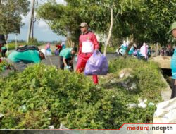 Sambut World Clean Up Day, Pemkab Sumenep Gelar Aksi Bersih-Bersih Massal