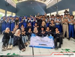 Mahasiswa Teknik Industri UTM Laksanakan Sosialisasi Anti Bullying di SMKN 1 Labang