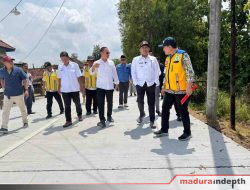 Bupati Sampang Kebut Penyelesaian Jalan Kadungdung–Bringkoning, PT Sejahtera Jaya Alim Mix Perkuat Kualitas Konstruksi
