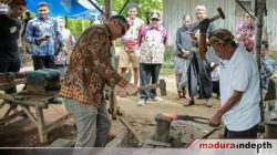 Dunia Melirik Aeng Tongtong: Konjen Australia Terpukau Rahasia Pembuatan Keris Sumenep