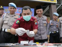Tes Urine Mendadak Pimpinan Polres Sampang, 35 Pejabat Negatif Narkoba