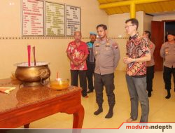 Kapolres Sumenep Turun Langsung Amankan Ibadah Imlek 2026 di Klenteng Pao Sian Lin Kong