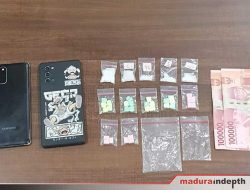 Pria di Sumenep Ditangkap, 5 Poket Sabu dan 31 Inex Disita