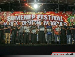 5 Penyaji Terbaik Festival Musik Tongtong panggung se-Madura 2026 Terima Penghargaan