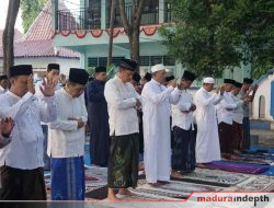 Pemkab Sampang Gelar Salat Iduladha dan Serahkan 68 Hewan Kurban