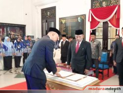 Direktur Baru RSUD dr. Mohammad Zyn Resmi Dilantik, Bupati Sampang Minta Layanan Kesehatan Berbenah