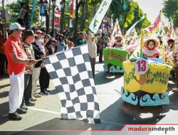 Lepas Peserta Festival Sepeda Hias 2026, Kadisporapar Sumenep Ajak Generasi Muda Isi Kemerdekaan