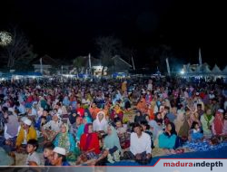 Kisah Bangsacara Ragapatmi Dihidupkan 400 Warga dalam Festival Pesisir Mandangin Sampang