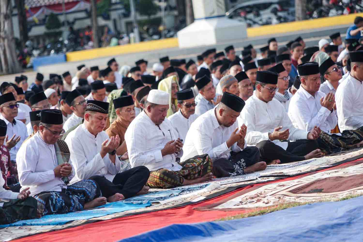 Pemkab Sampang Gelar Sholat Istisqa, Tokoh Agama Ajak Warga Introspeksi Diri